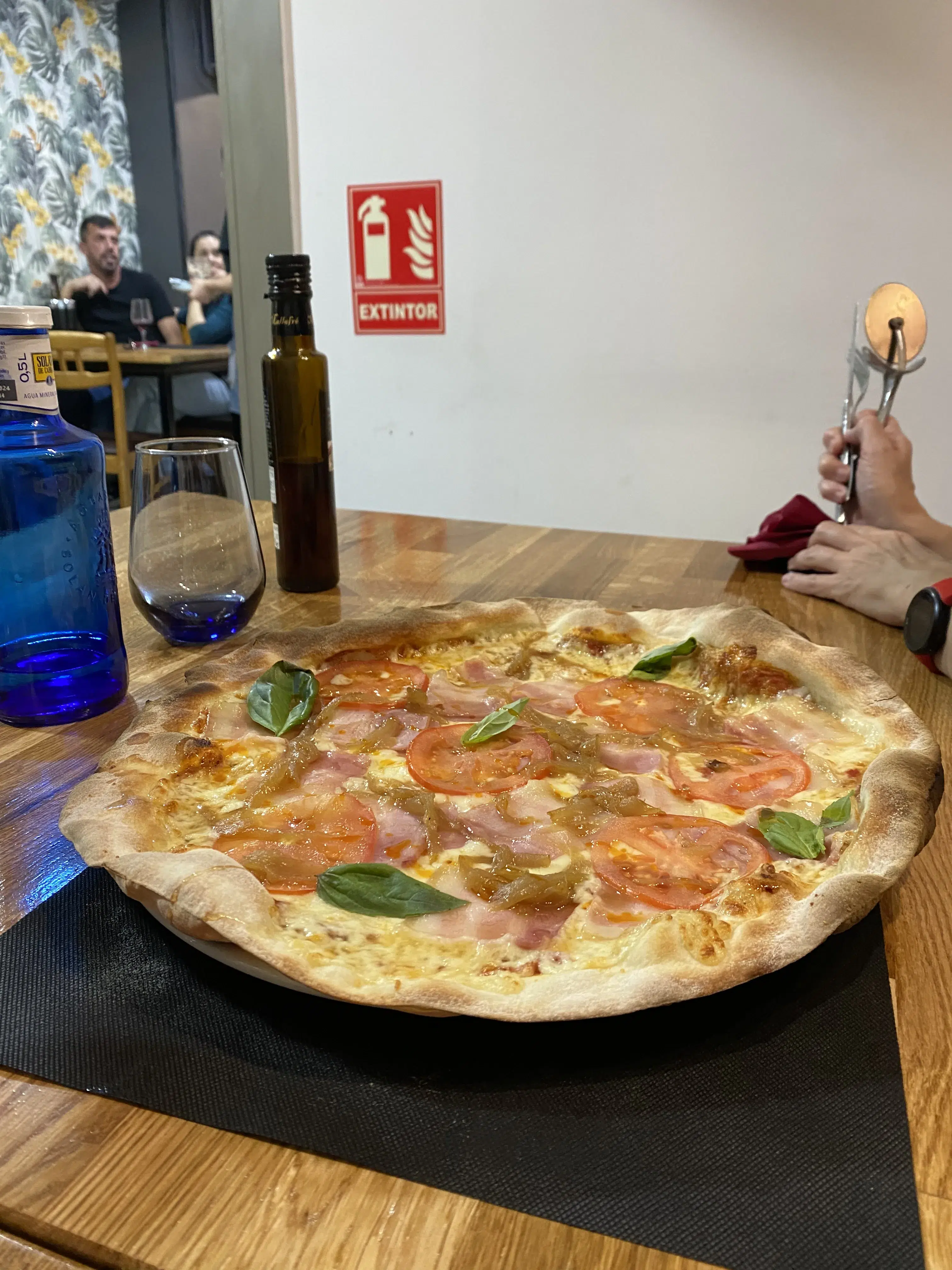 Pizza Capricciosa Pizza Capricciosa en el post de la Crítica Restaurante La Lleona