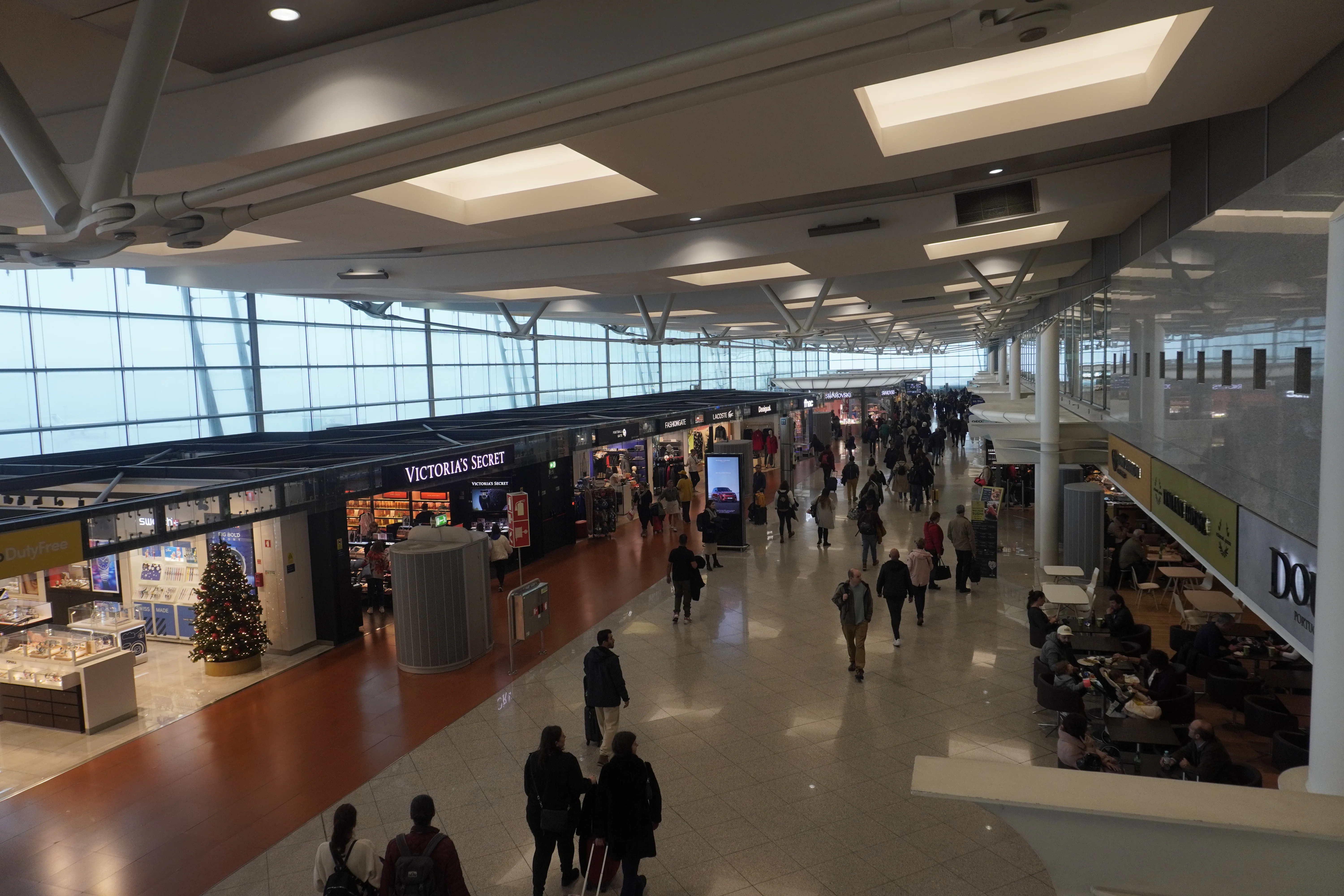 Guía Aeropuerto de Oporto - Francisco Sá Carneiro Guía Aeropuerto de Oporto - Francisco Sá Carneiro