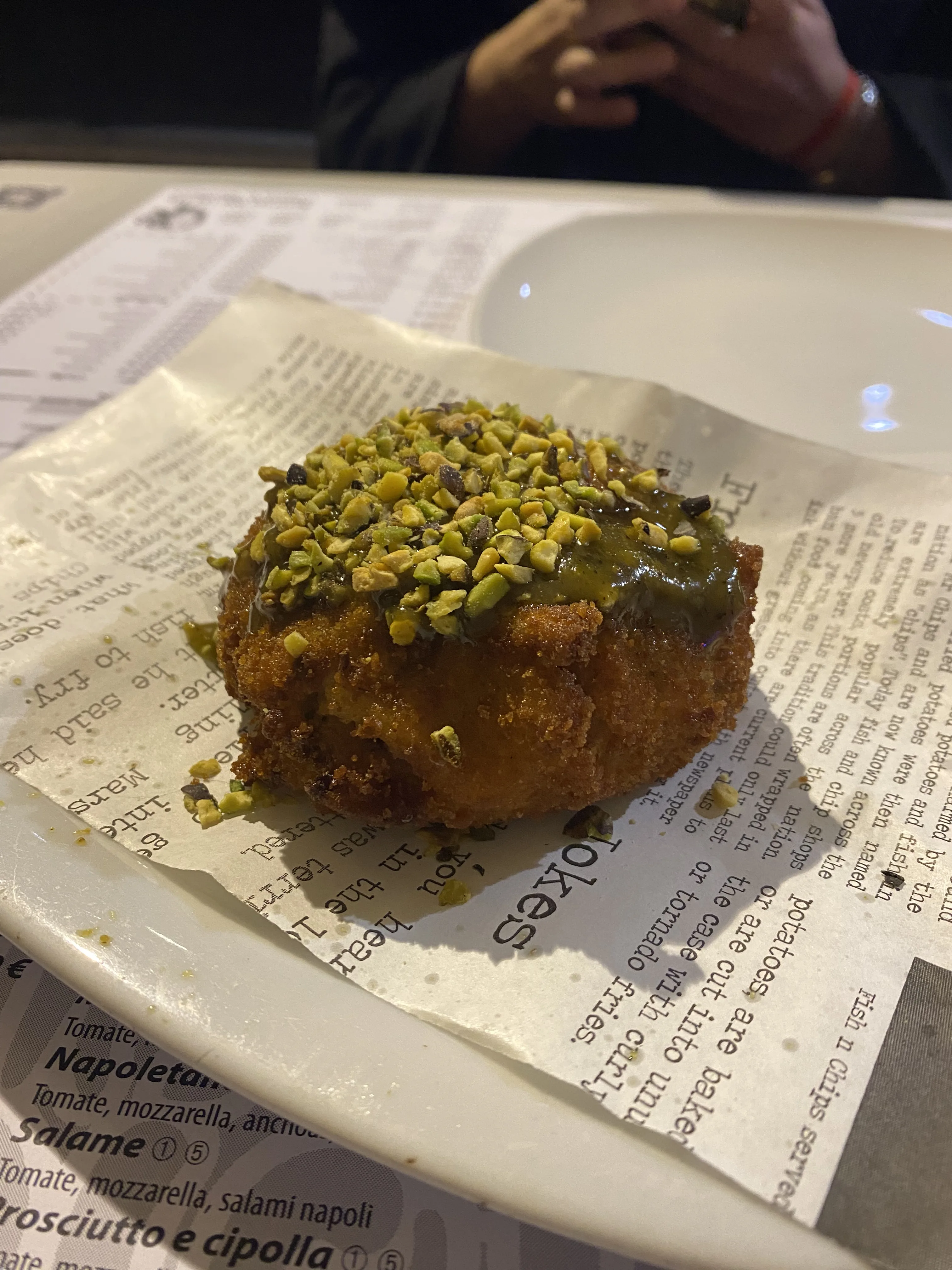 Frittatina di Pasta con Mortadella e Pistacchio en el post de la Crítica IL GHIOTTONE NAPOLETANO