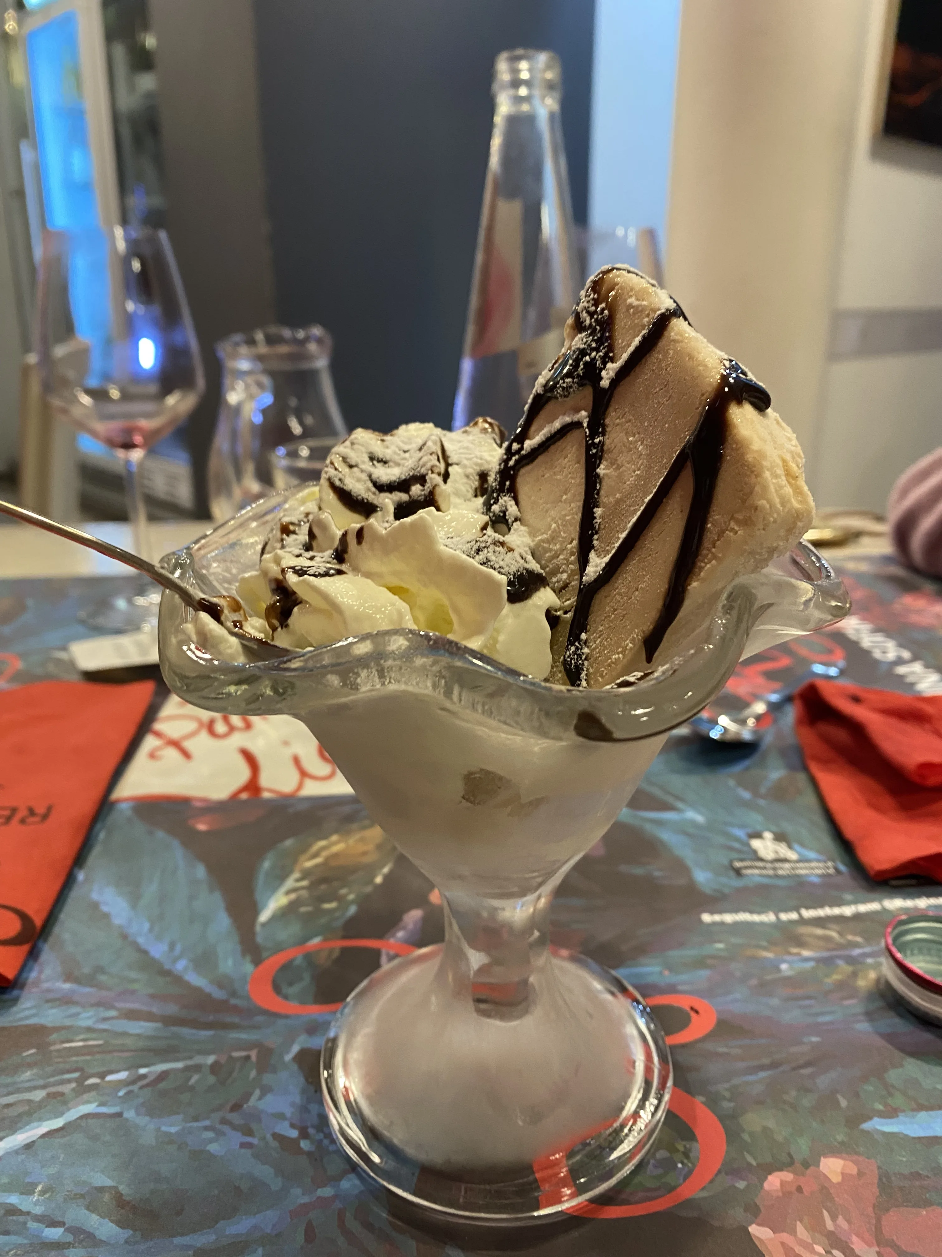 Nocciolato en el post de la Crítica Regina Sofia