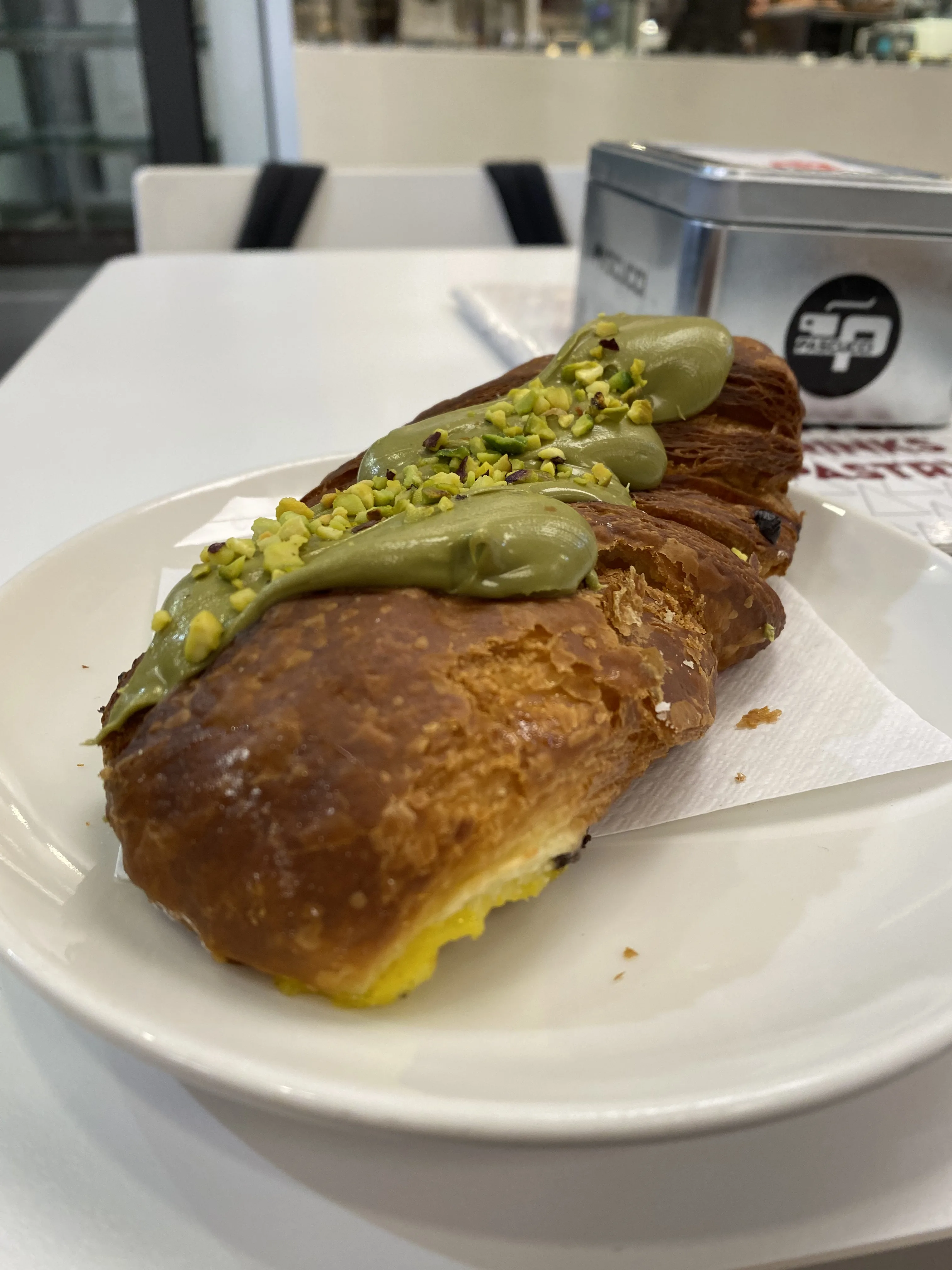Treccia Cioccolato e Pistacchio en el post de la Crítica Impero