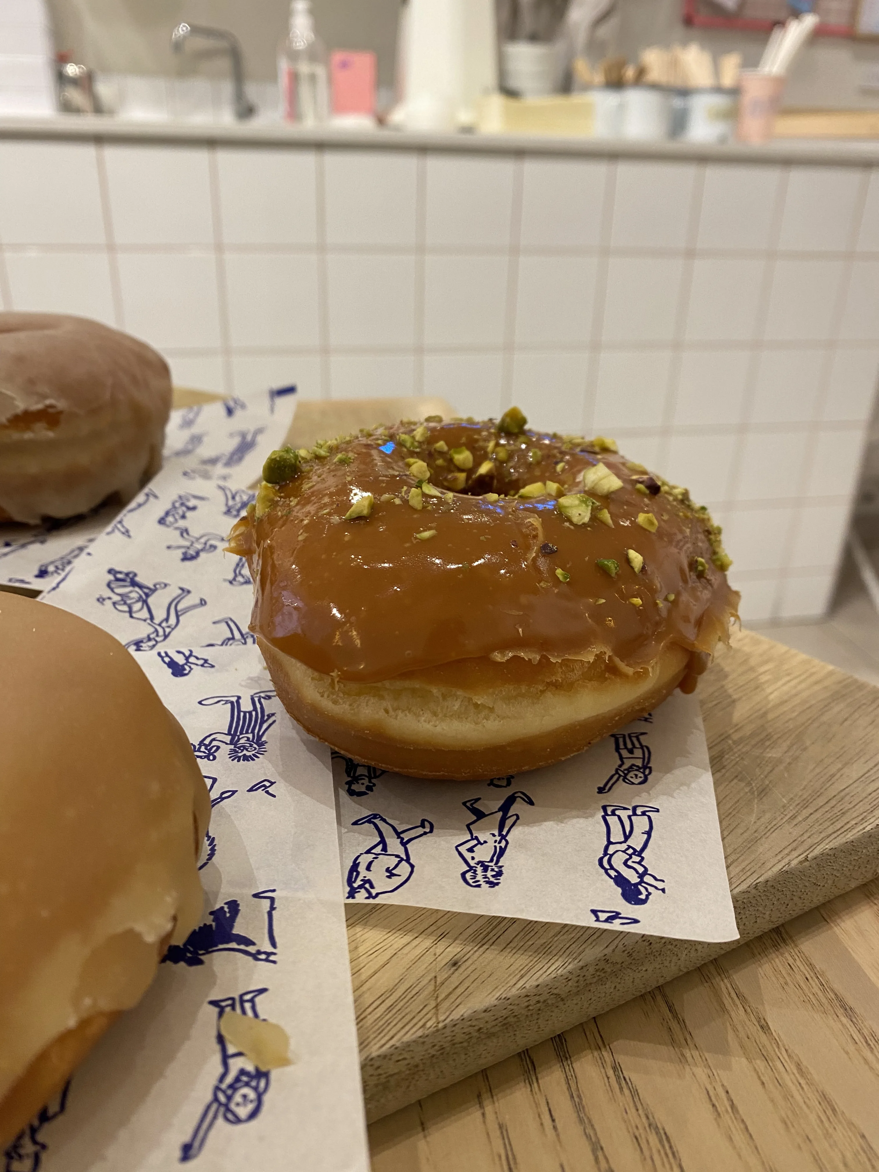 Donut Salted Caramel Pistachio Donut Salted Caramel Pistachio en el post de la Crítica Oh Donuts & Coffee
