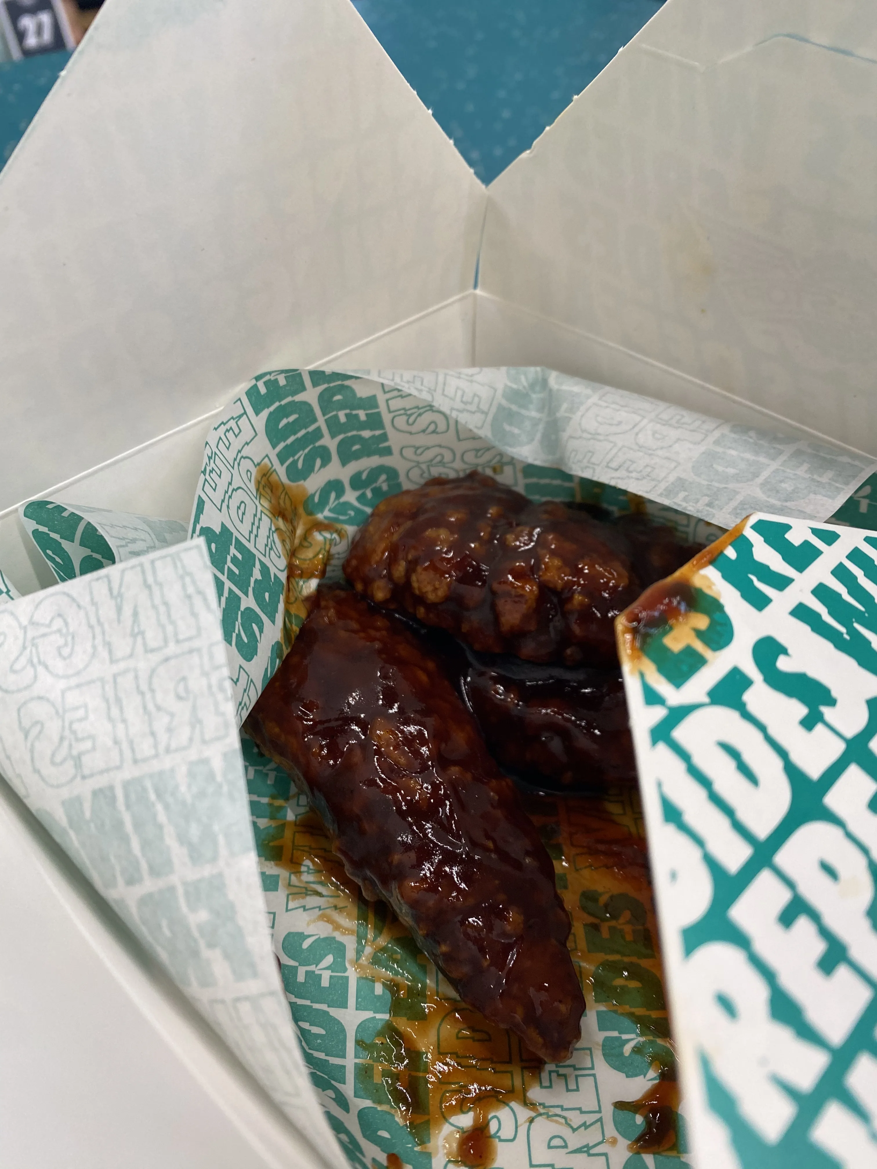 Tenders Hickory Smoked BBQ Tenders Hickory Smoked BBQ en el post de la Crítica Wingstop