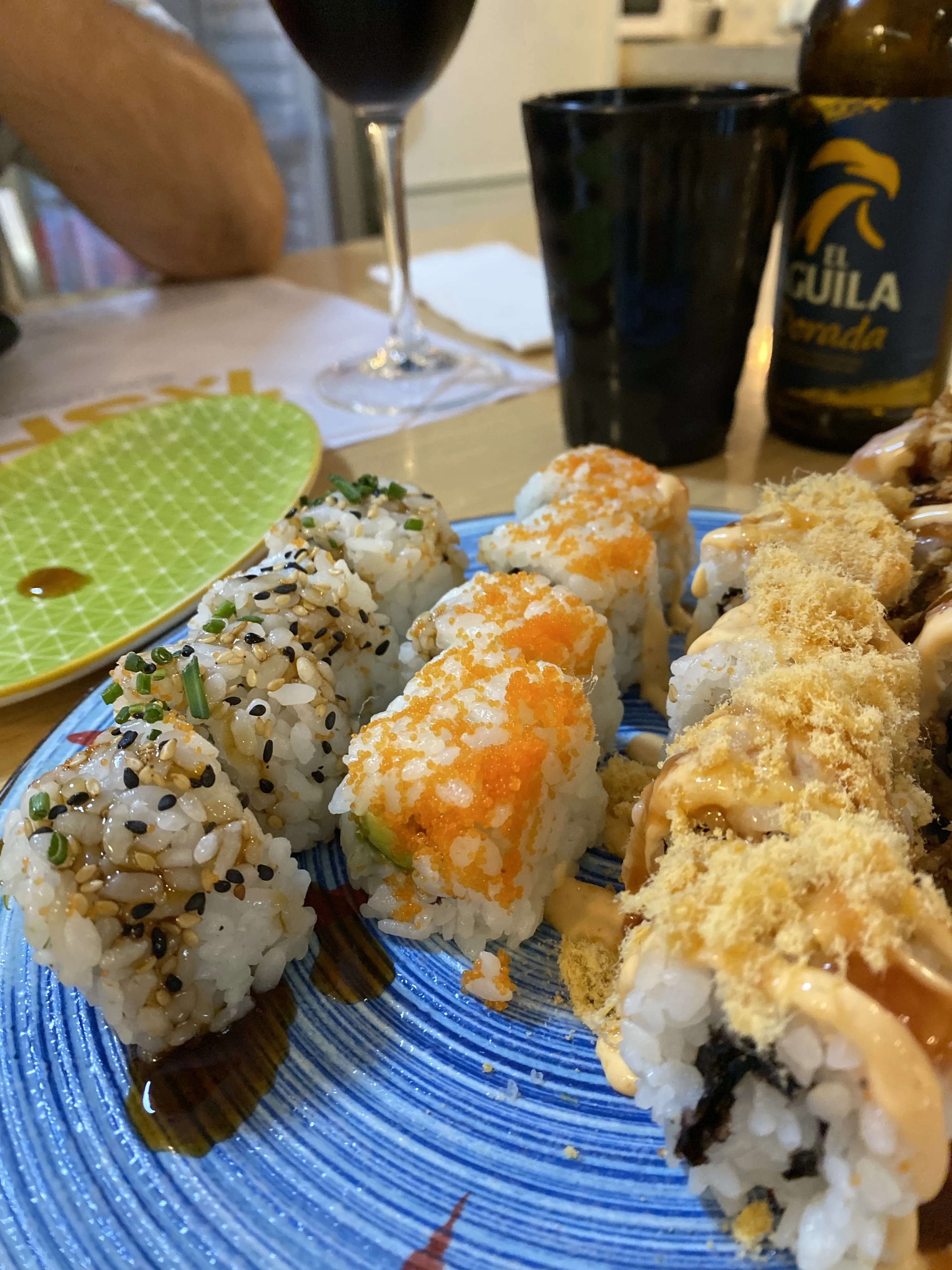 Uramaki California Roll Uramaki California Roll en el post de la Crítica Ashita Restaurante
