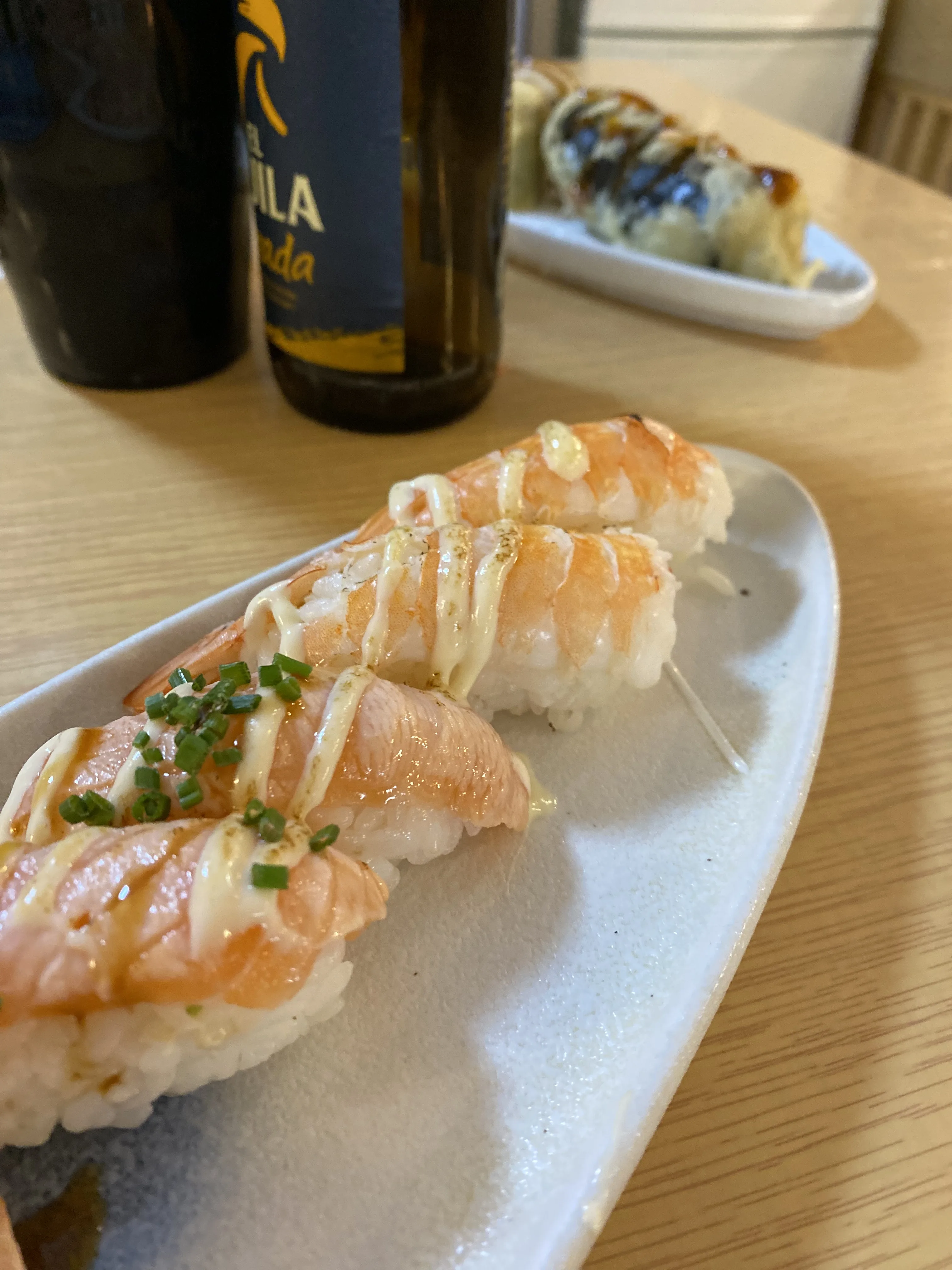 Nigiri de Langostino Flambeado Nigiri de Langostino Flambeado