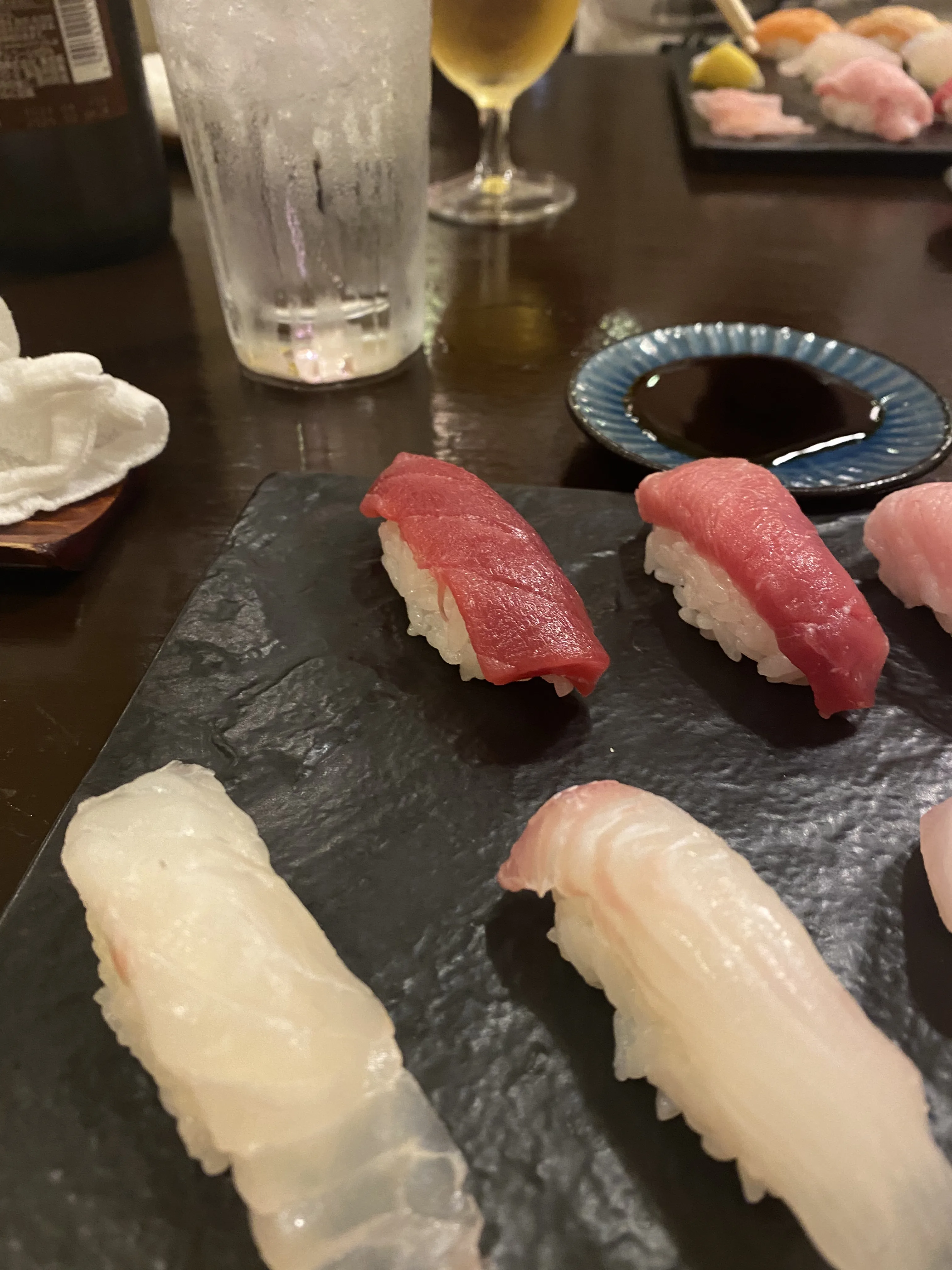 Nigiri de Atún 3 Nigiri de Atún 3 en el post de la Crítica Asahi Sushi