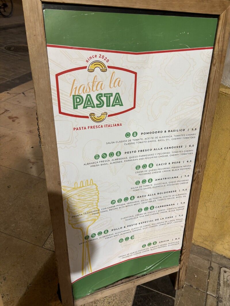 Crítica HASTA LA PASTA Crítica HASTA LA PASTA