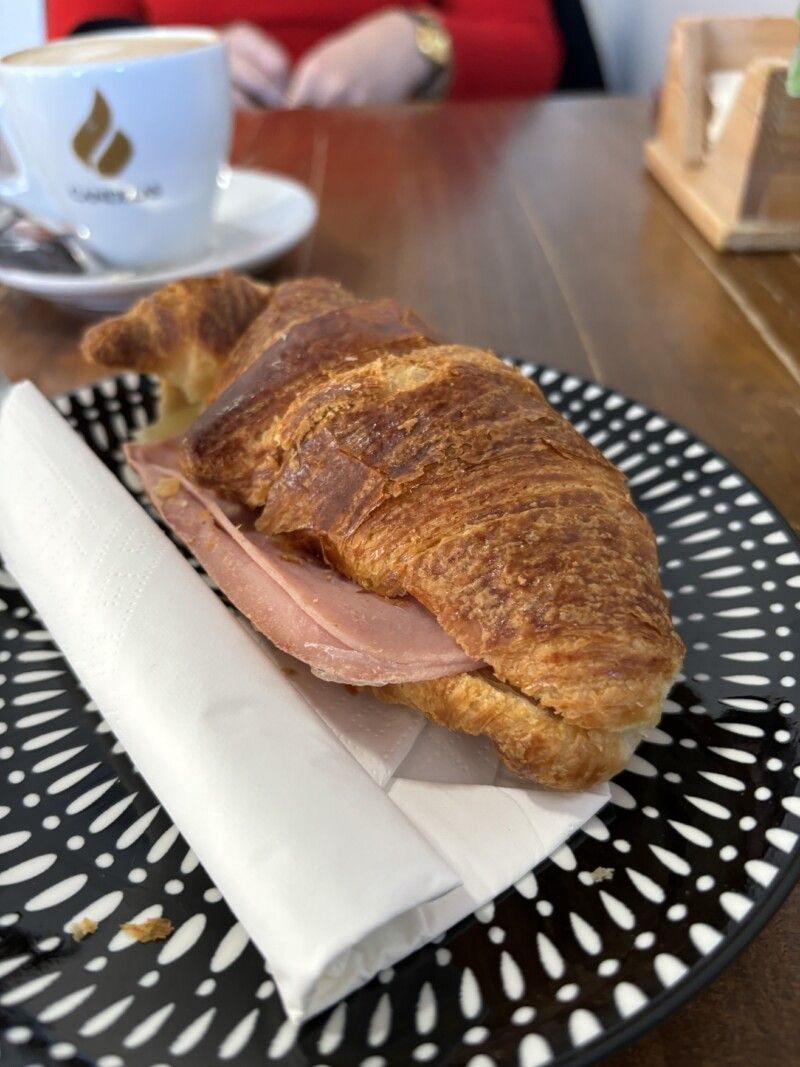 Croissant Mixto Croissant Mixto