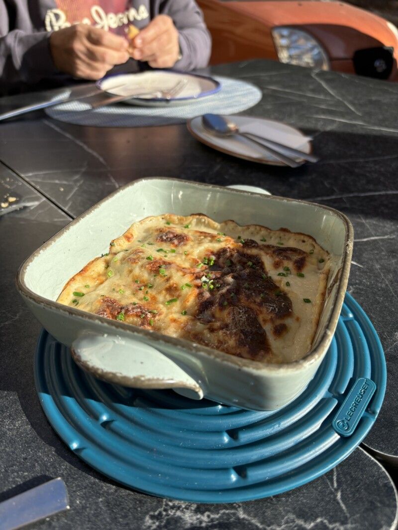 Canelones Gratinados de Garreta y Carbonara Ahumada “Rooftop” Canelones Gratinados de Garreta y Carbonara Ahumada “Rooftop”