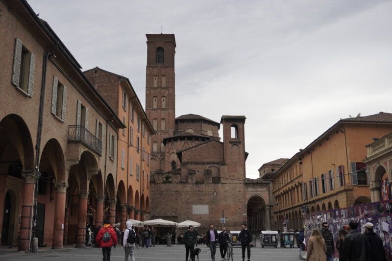 Piazza Giuseppe Verdi Piazza Giuseppe Verdi en el post de las Fotografías del Viaje a Bolonia y Parma en 6 días