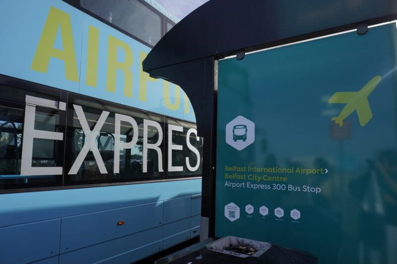 Como llegar del Aeropuerto Internacional de Belfast a Belfast Como llegar del Aeropuerto Internacional de Belfast a Belfast en el post de la Guía Transporte Público Belfast en 2025