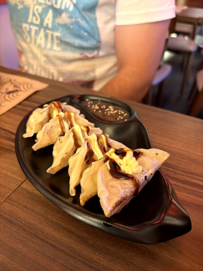 Gyozas de Pato Gyozas de Pato en el post de la Crítica Micazo Ramen