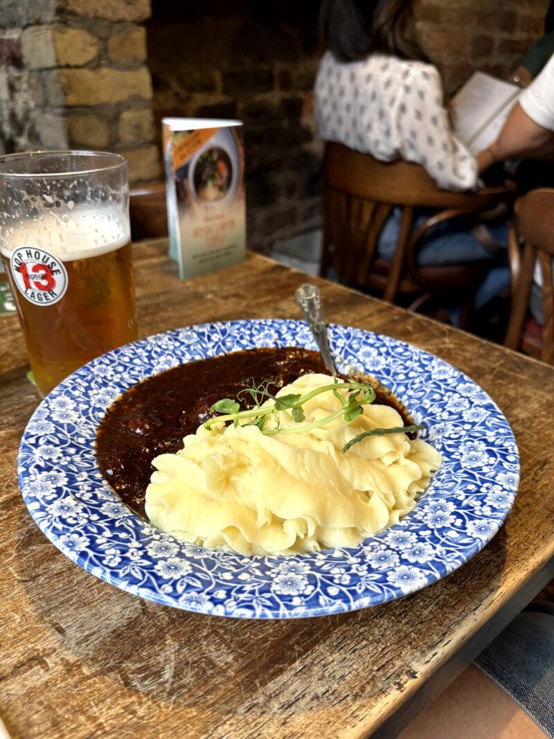 Traditional Guinness & Irish Beef Casserole Traditional Guinness & Irish Beef Casserole en el post de la Crítica The Old Storehouse Bar and Restaurant