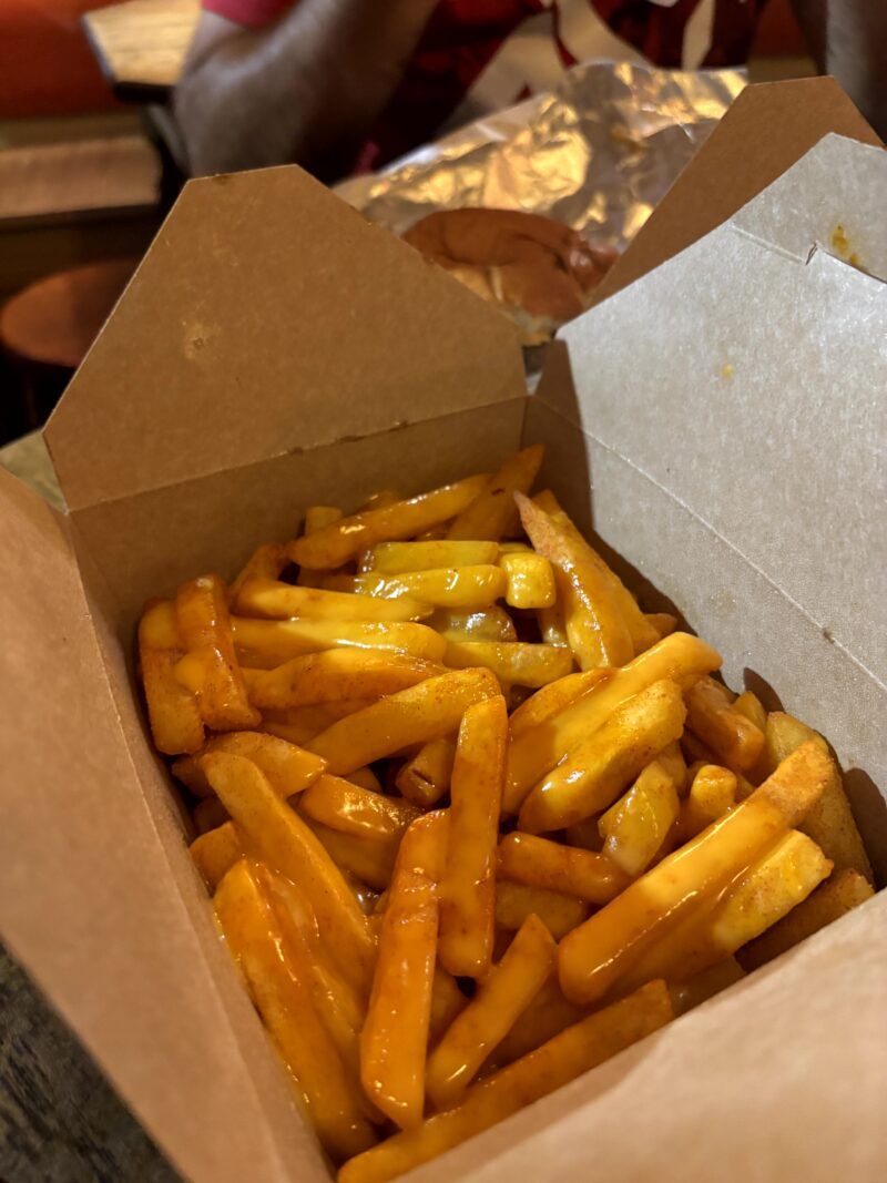 American Cheese Fries American Cheese Fries en el post de la Crítica Pablos